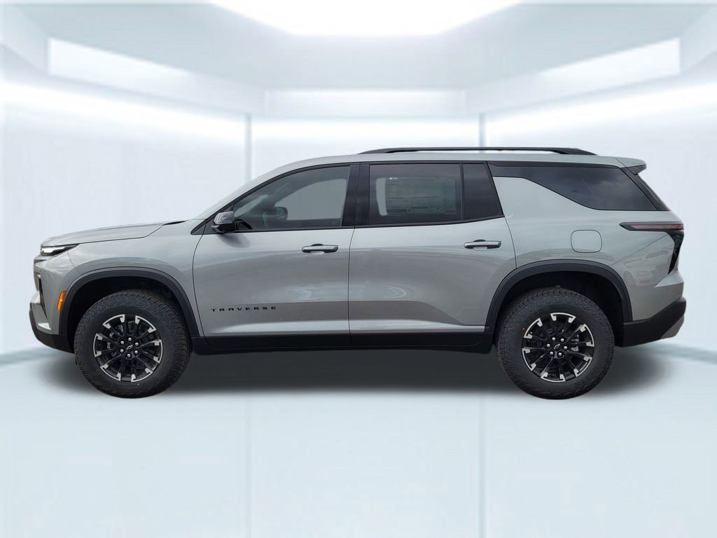 New 2026 Chevrolet Traverse Z71 w/ Driver Confidence Package AWD/4WD image 2