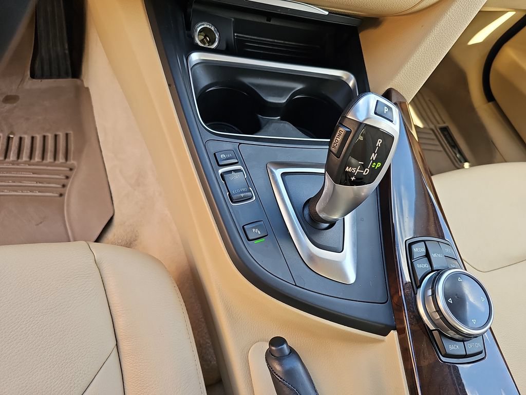 Used 2014 BMW 328i xDrive Sedan AWD/4WD image 20