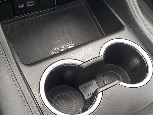 Certified 2022 Chevrolet Suburban LT w/ Luxury Package image 31