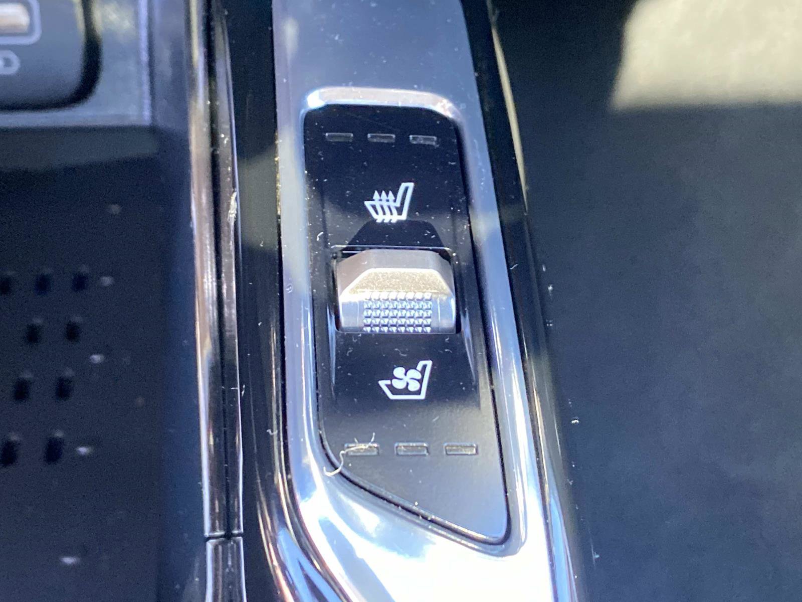 Used 2022 Kia Sorento SX Prestige w/ Rust Color Package image 14