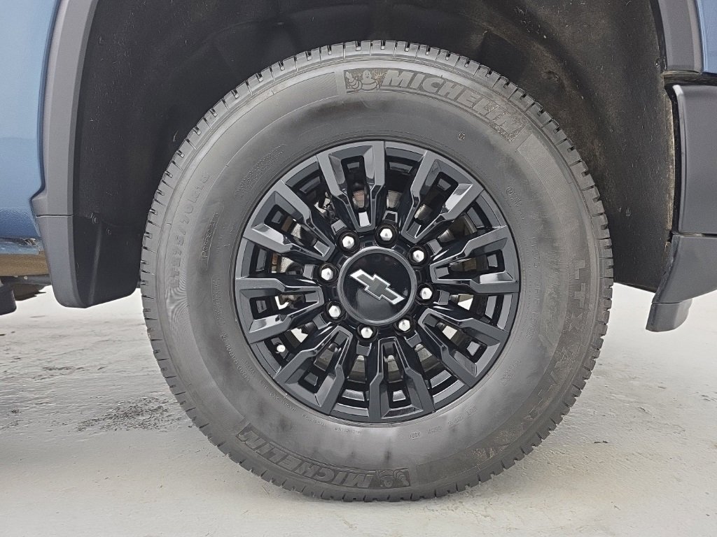 Used 2025 Chevrolet Silverado 2500 W/T image 19