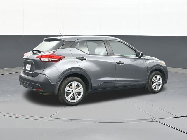Used 2019 Nissan Kicks S image 15