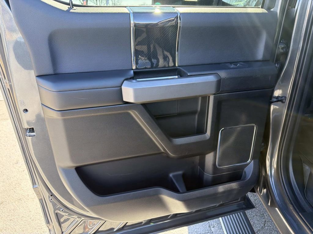 Used 2020 Ford F250 Platinum image 15