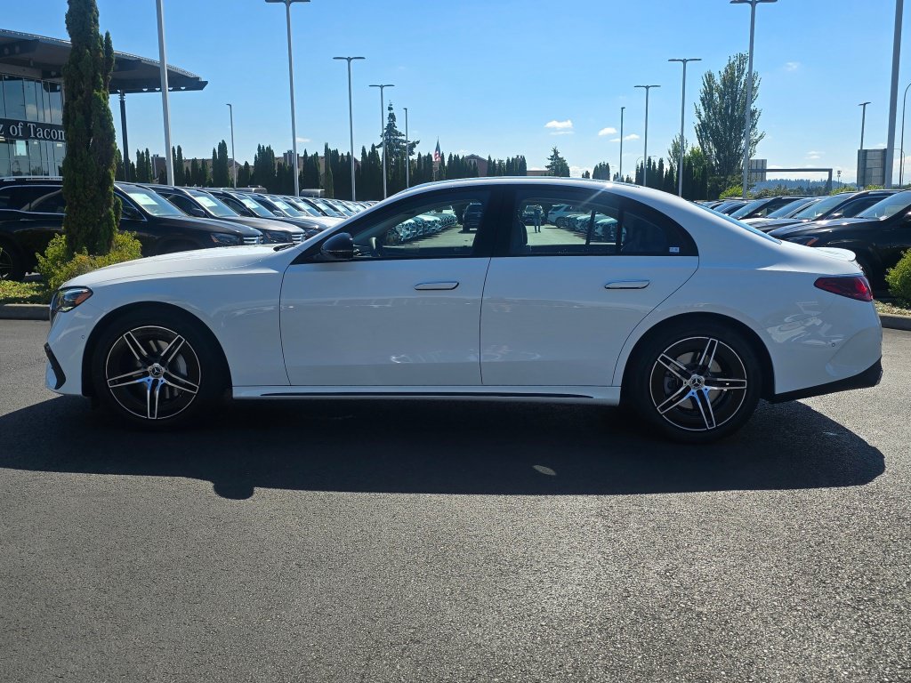 New 2026 Mercedes-Benz E 350 4MATIC Sedan image 3