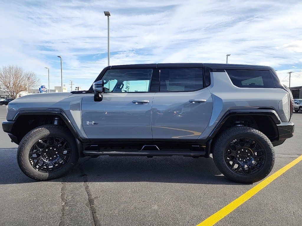 New 2025 GMC Hummer EV 2X image 4