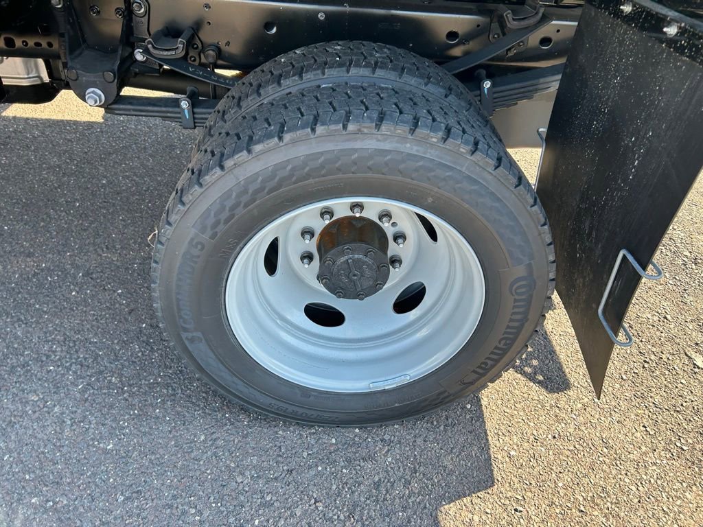 New 2026 Ford F550 4x4 Supercab Super Duty image 29