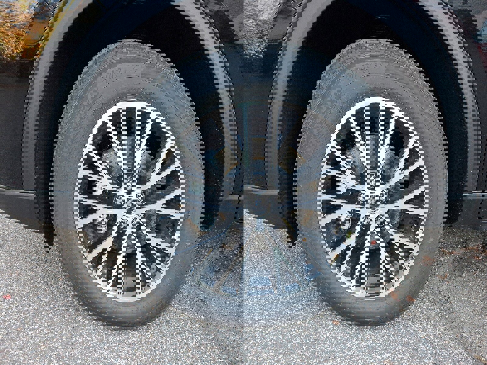 New 2025 Ford Escape SE w/ PHEV Premium Package image 18