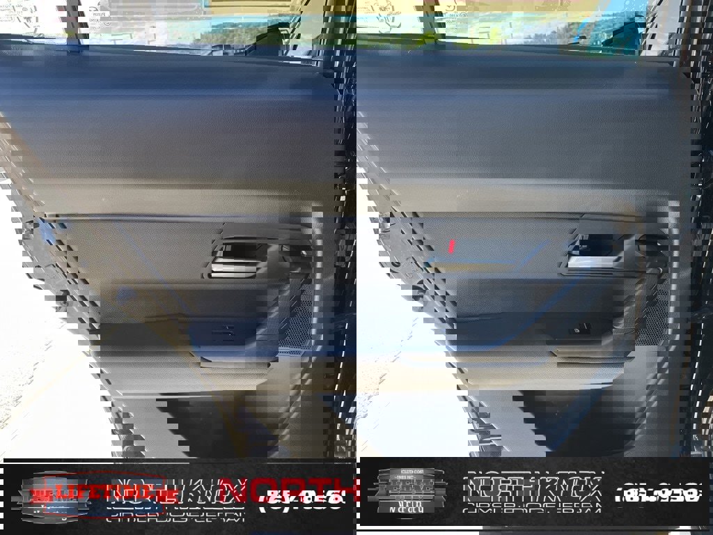 Used 2024 MAZDA CX-50 AWD 2.5 S w/ Premium Package image 18