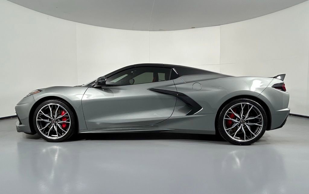 Used 2024 Chevrolet Corvette Stingray Premium Conv w/ Z51 Performance Package image 4