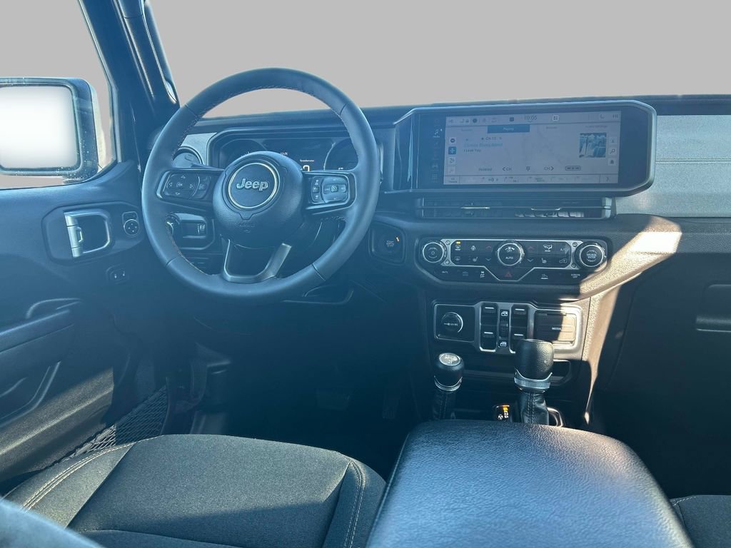 Used 2024 Jeep Wrangler Unlimited w/ Convenience Group image 17
