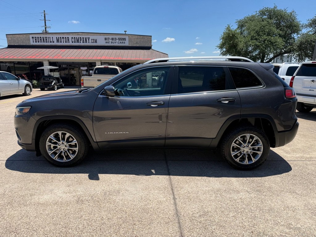 Used 2021 Jeep Cherokee Latitude Lux w/ Sun & Sound Group FWD image 4