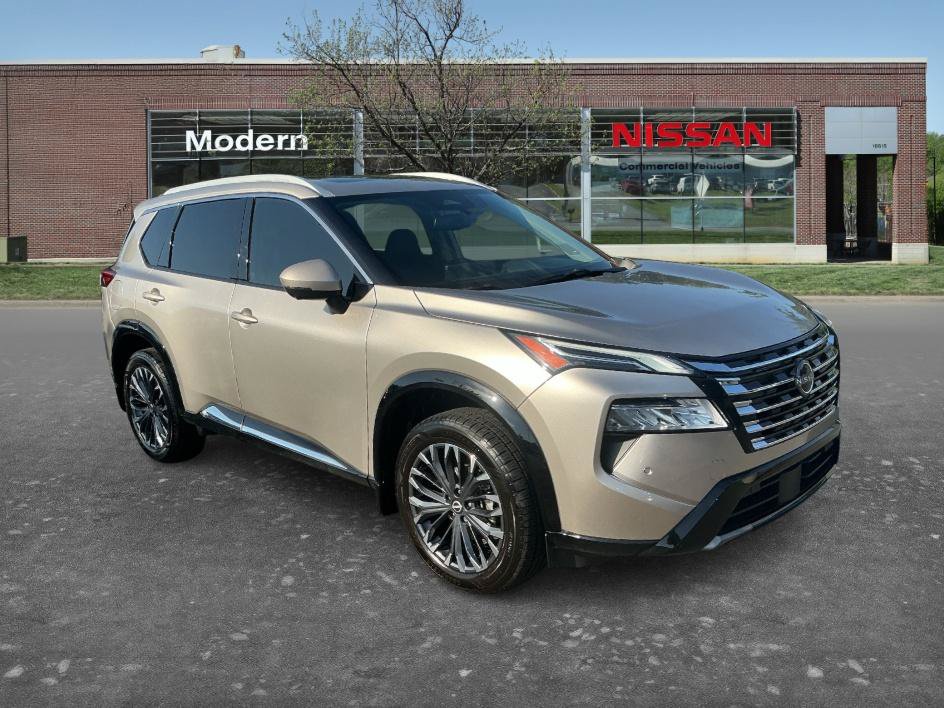 Certified 2025 Nissan Rogue Platinum AWD/4WD image 5