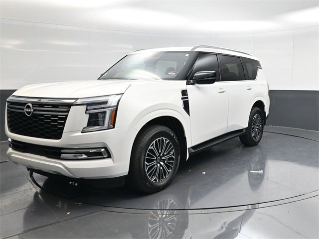 Used 2025 Nissan Armada SL w/ Captain's Chari Seat Package image 7