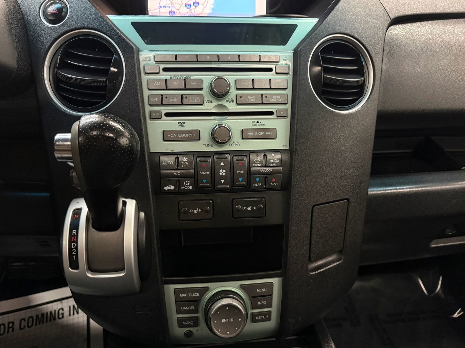 Used 2010 Honda Pilot Touring image 36