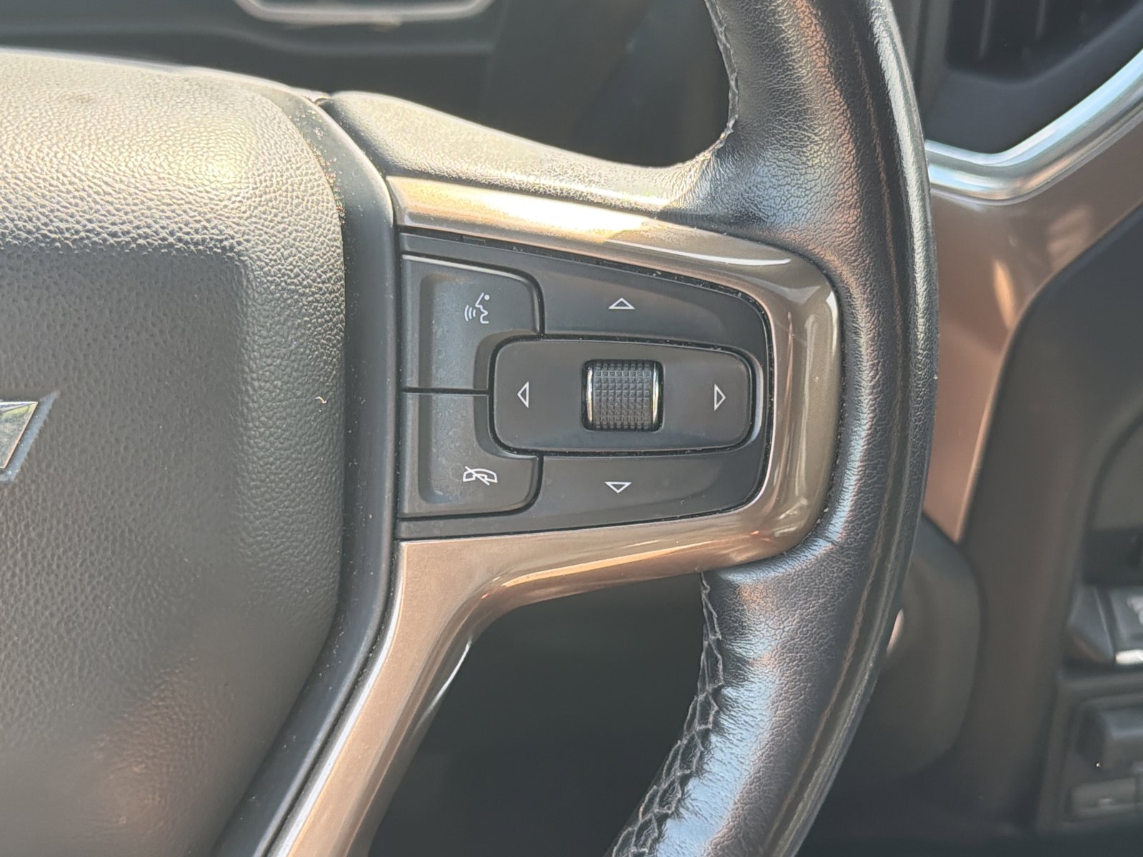 Used 2023 Chevrolet Silverado 2500 High Country w/ Z71 Off-Road Package AWD/4WD image 20