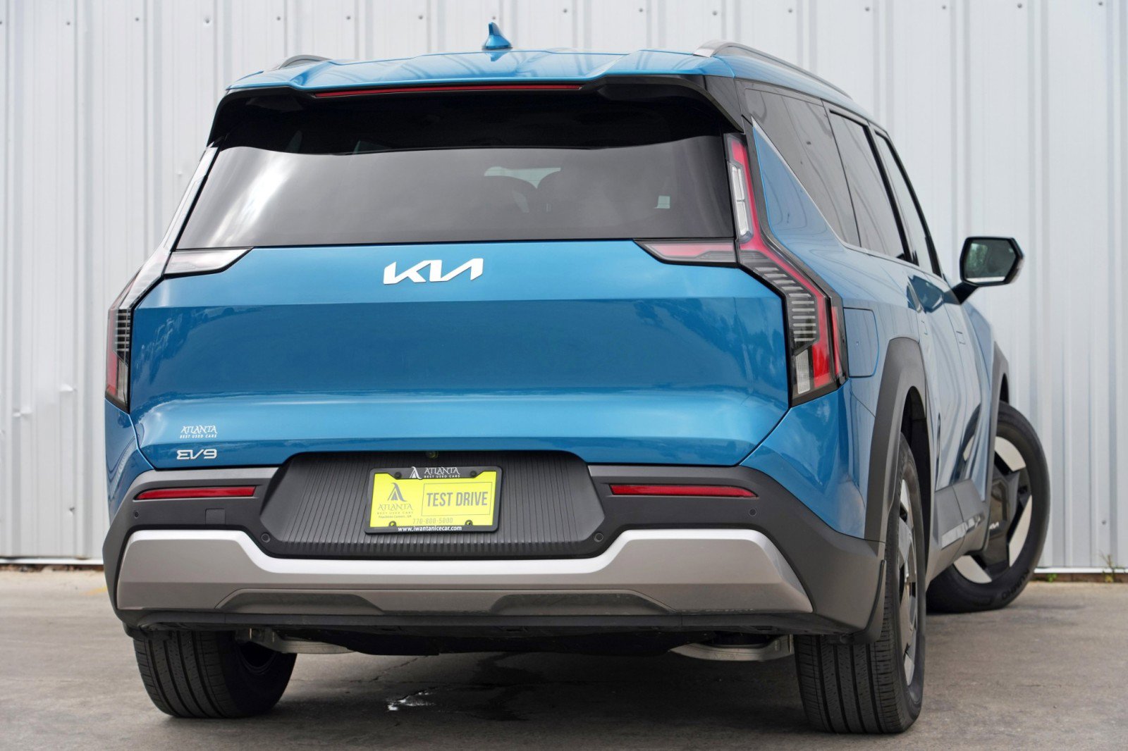 Used 2024 Kia EV9 Wind image 4