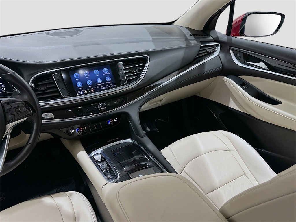 Used 2023 Buick Enclave Premium image 24