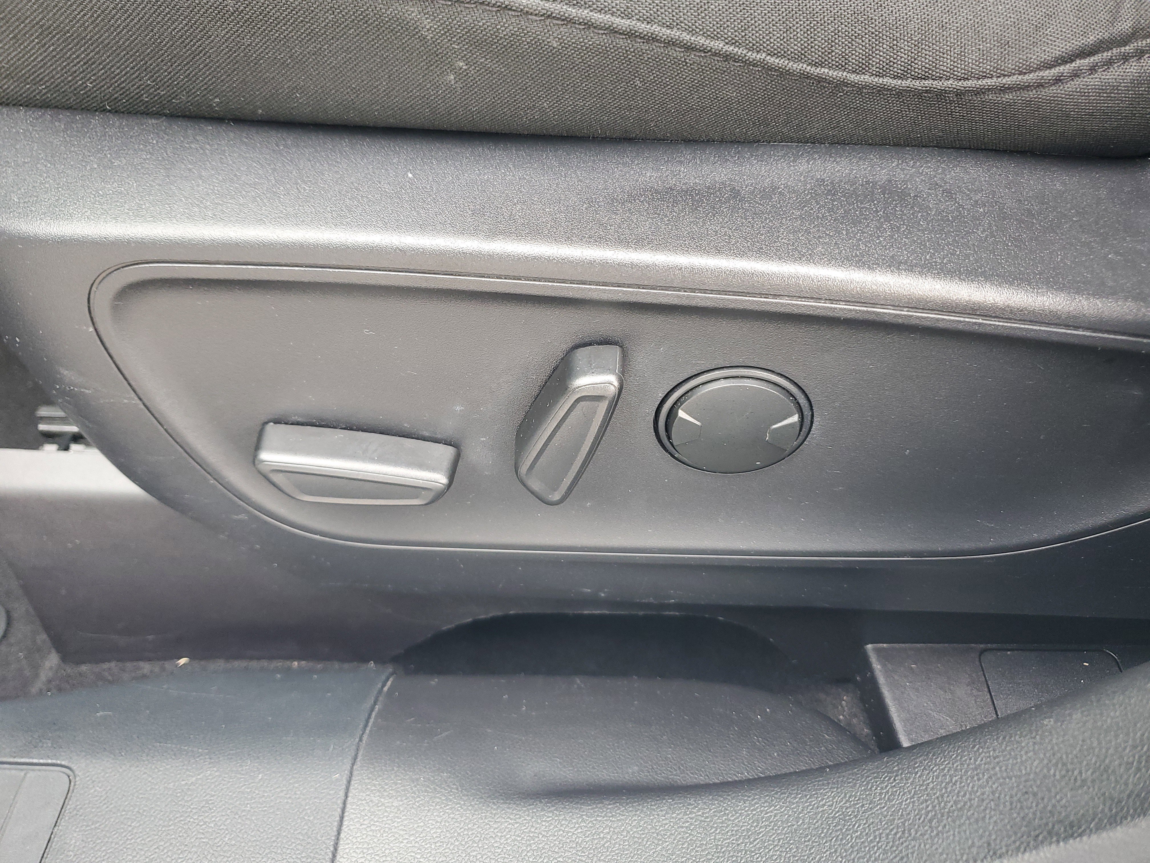 Used 2024 Ford Escape Active image 24