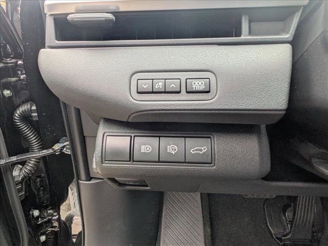 New 2026 Subaru Solterra w/ Limited Package AWD/4WD image 19