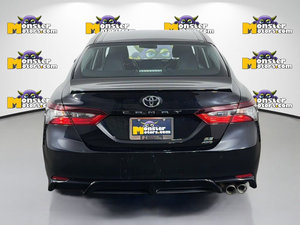 Used 2021 Toyota Camry SE image 6