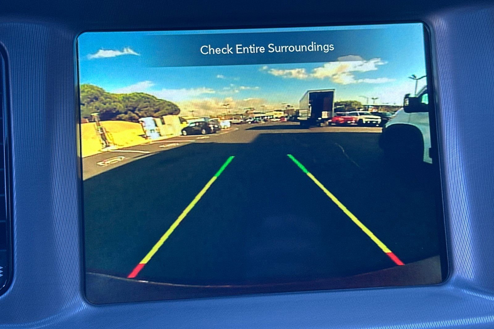 Used 2022 Dodge Charger R/T w/ Harman/Kardon Audio Group image 23