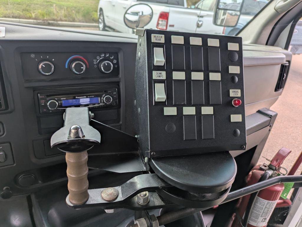 Used 2007 Chevrolet Express 3500 w/ School Bus Package image 11