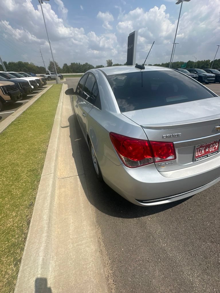 Used 2015 Chevrolet Cruze LT FWD image 7