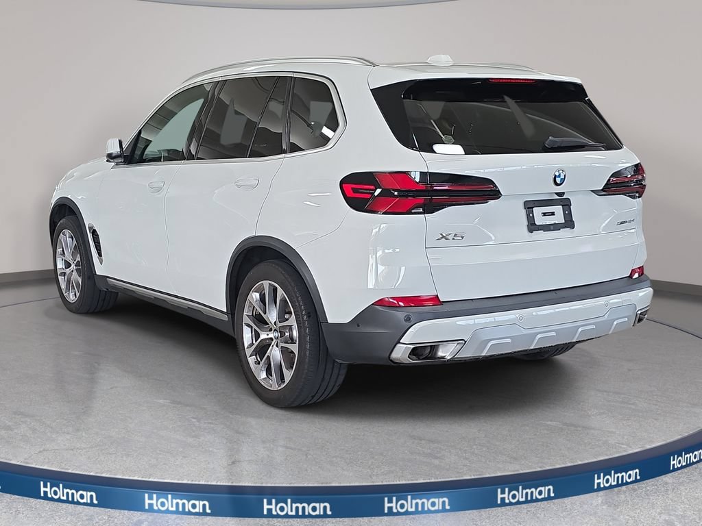 Used 2024 BMW X5 xDrive40i AWD/4WD image 9