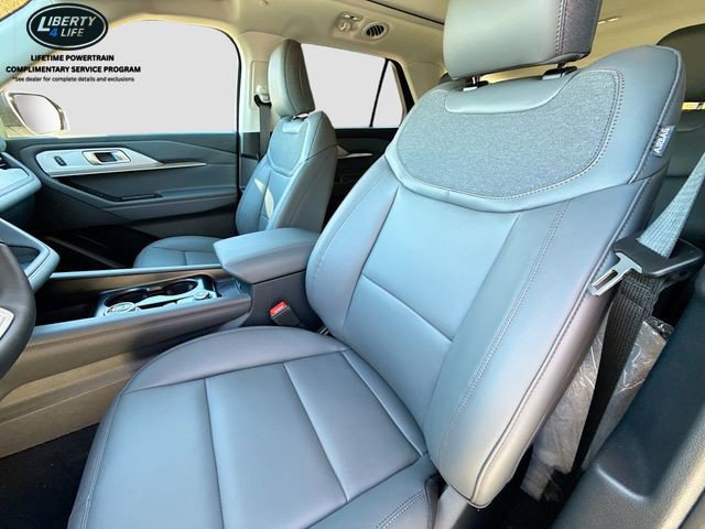 New 2026 Ford Explorer Active w/ Active Comfort Package AWD/4WD image 21