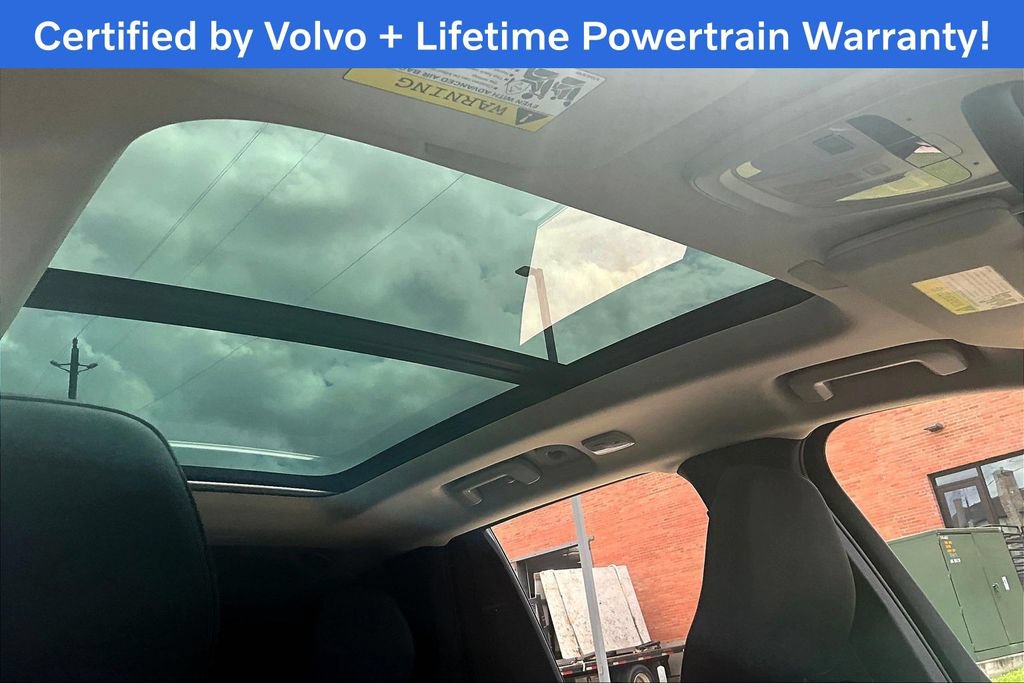 Used 2025 Volvo XC90 B6 Plus AWD/4WD image 23