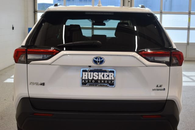 Used 2024 Toyota RAV4 LE AWD/4WD image 11