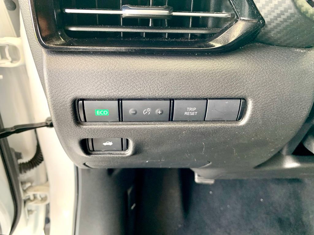 Used 2022 Nissan Sentra SR FWD image 27