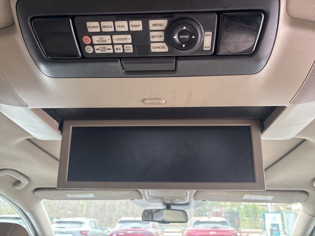 Used 2015 Honda Odyssey Touring Elite image 34