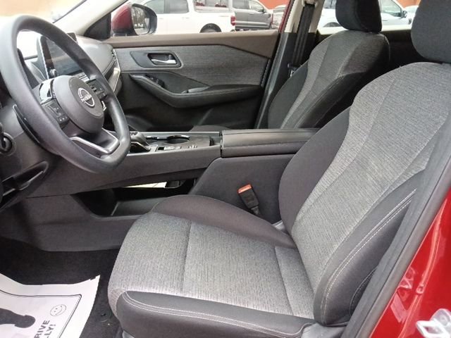 Used 2023 Nissan Rogue SV image 15