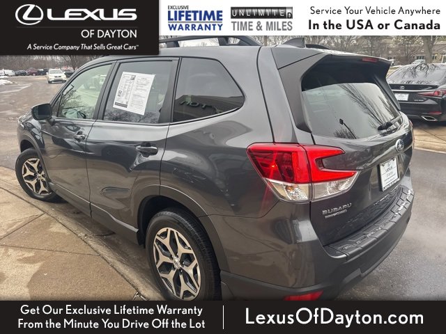 Used 2024 Subaru Forester Premium image 5