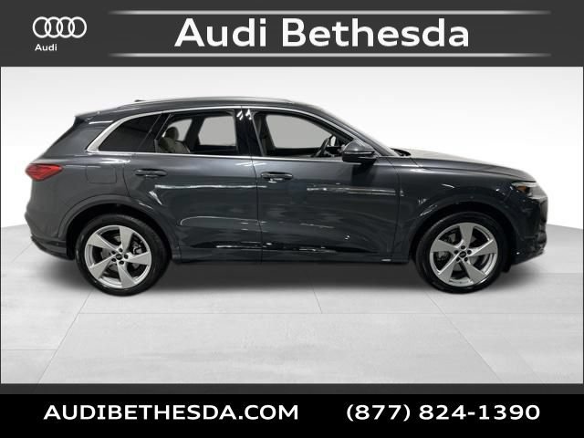 Certified 2025 Audi Q5 Prestige AWD/4WD image 8