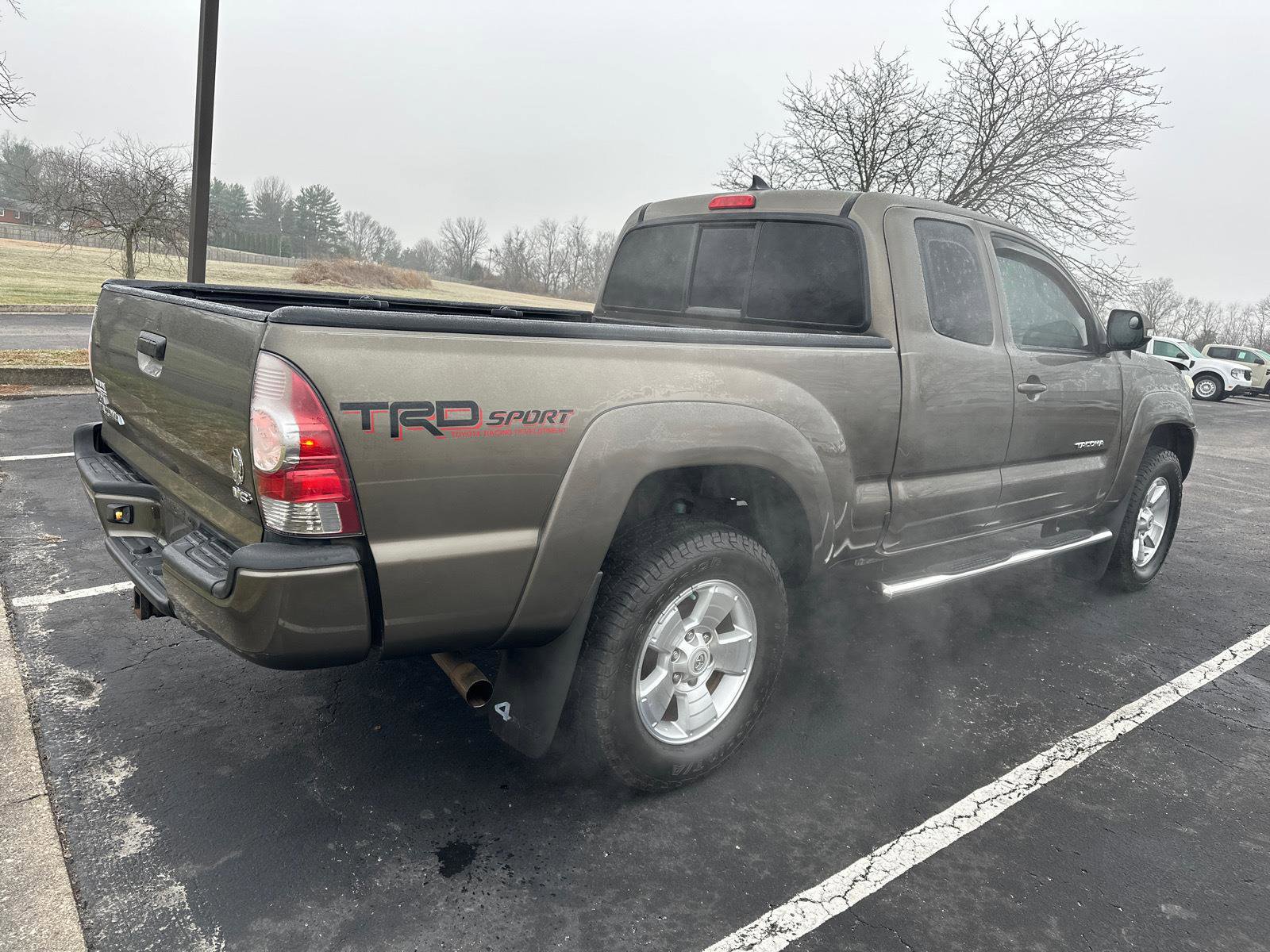 Used 2015 Toyota Tacoma TRD Pro image 17