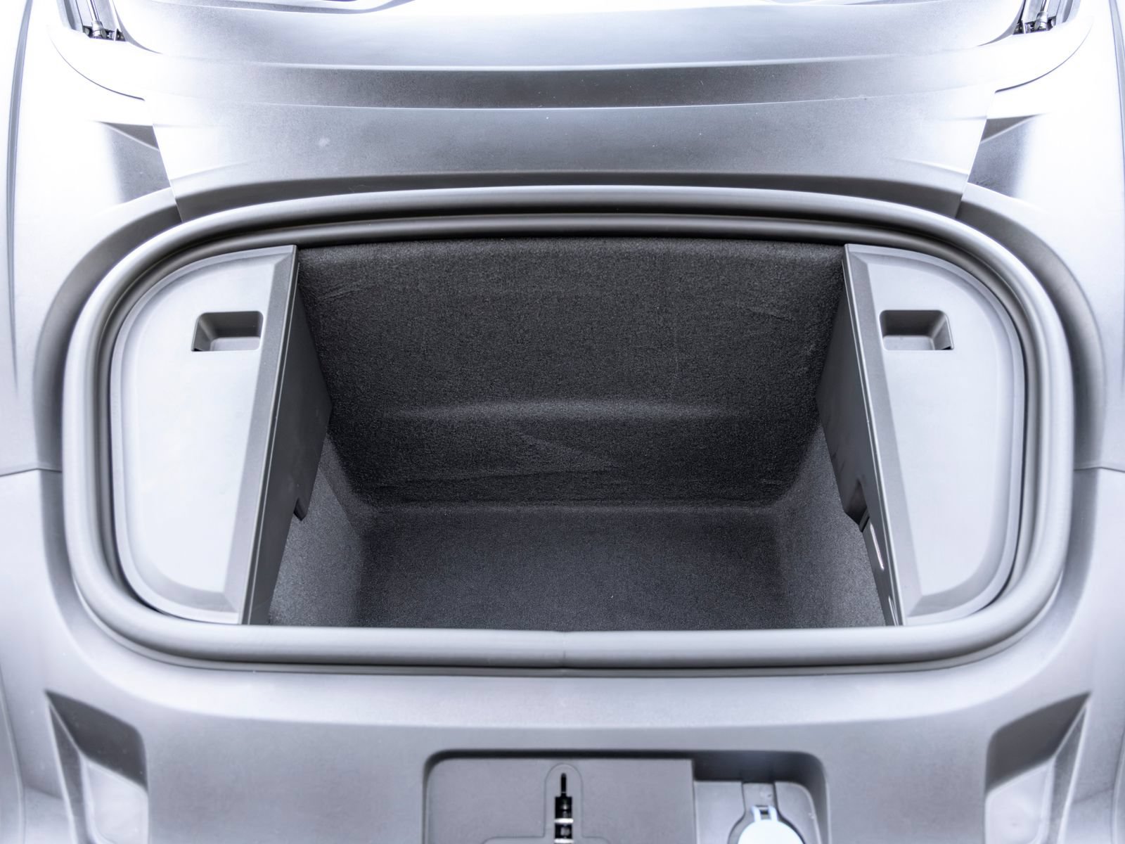 Certified 2025 Porsche Taycan 4S AWD/4WD image 67