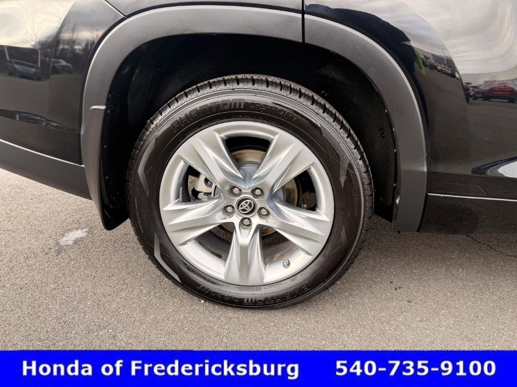 Used 2017 Toyota Highlander Limited image 13