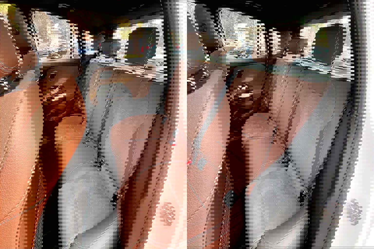 Used 2025 Mercedes-Benz GLA 35 AMG 4MATIC image 26