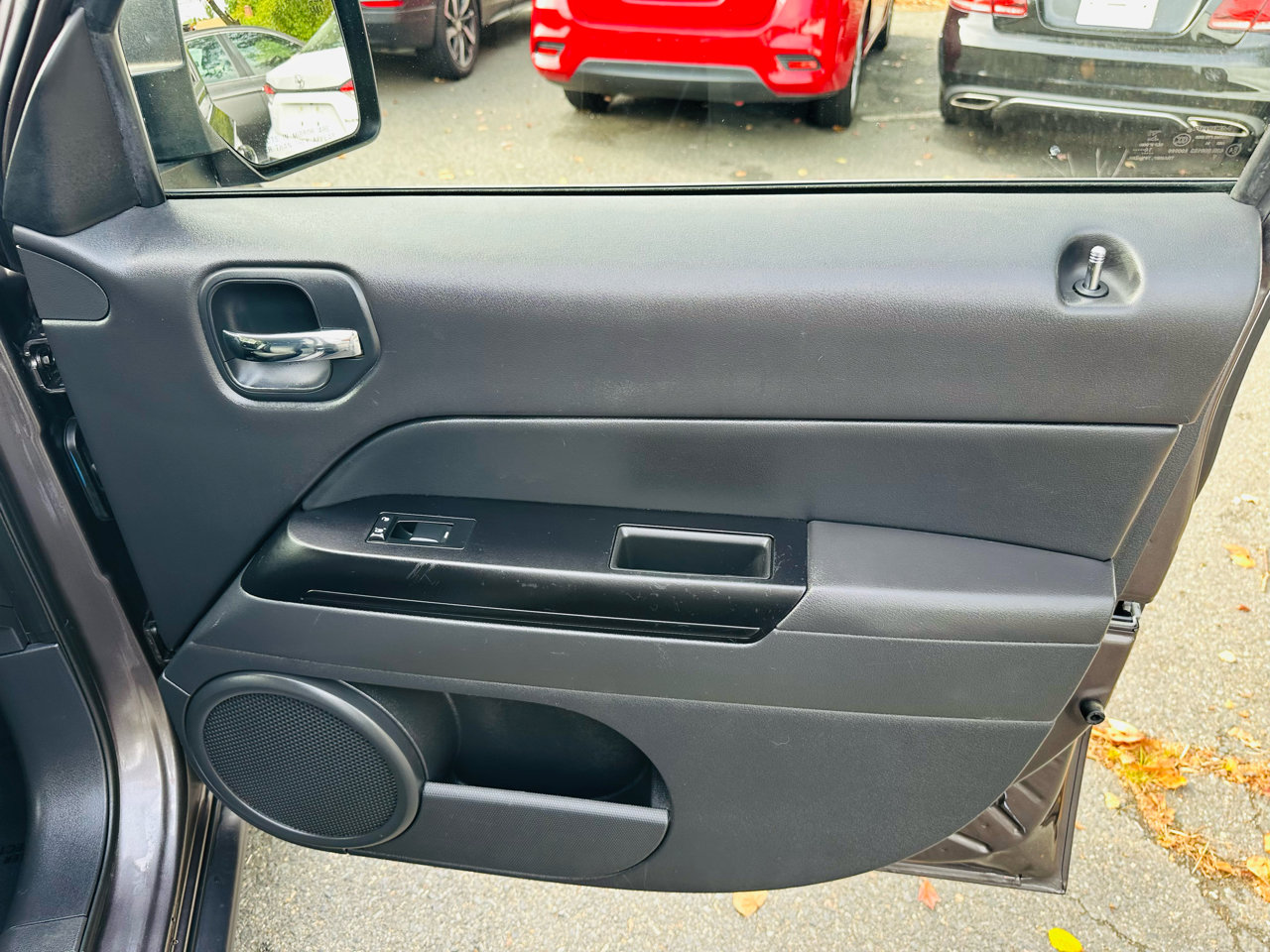 Used 2015 Jeep Patriot Sport w/ Power Value Group image 23