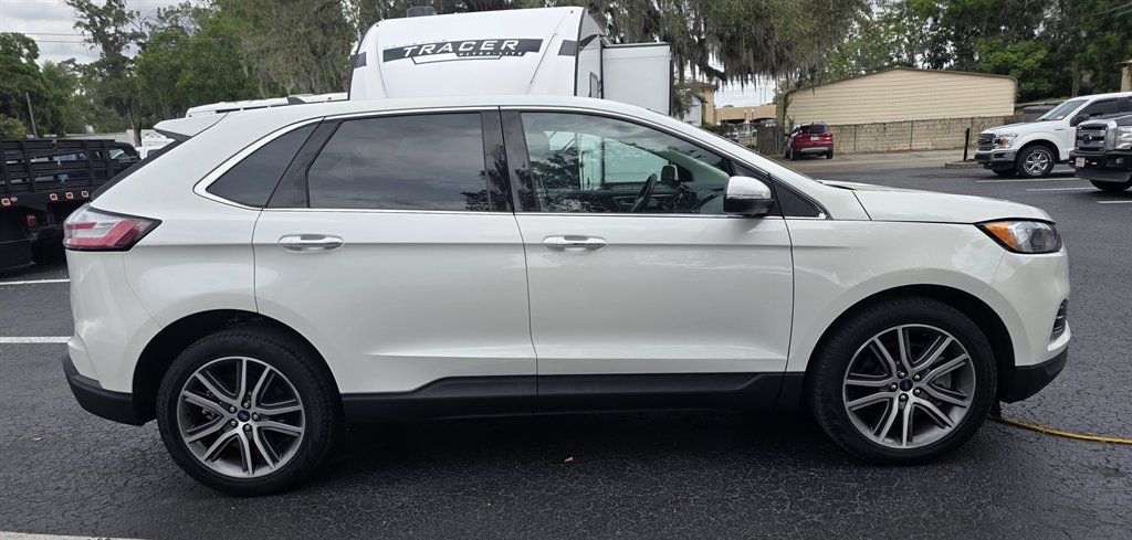 Used 2022 Ford Edge Titanium AWD/4WD image 11