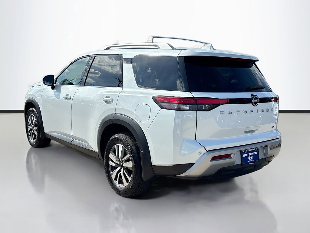 Used 2025 Nissan Pathfinder SL w/ Lighting Package (N92) image 7