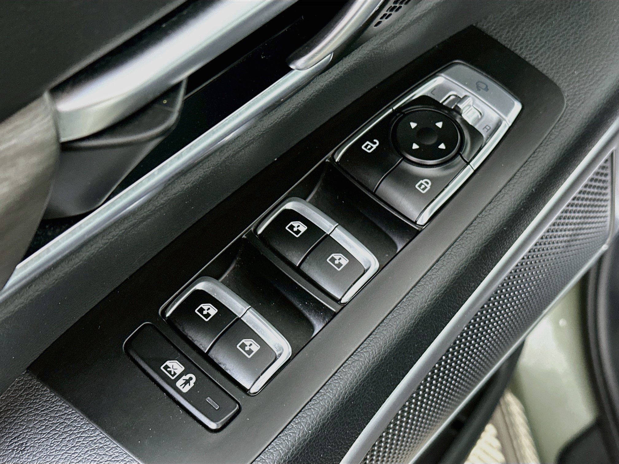 Used 2024 Kia Telluride EX X-Line AWD/4WD image 18