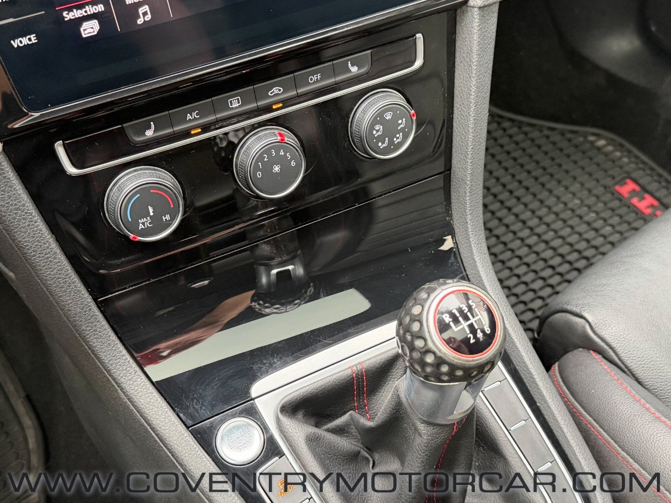 Used 2019 Volkswagen GTI SE w/ SE Experience Package FWD image 26