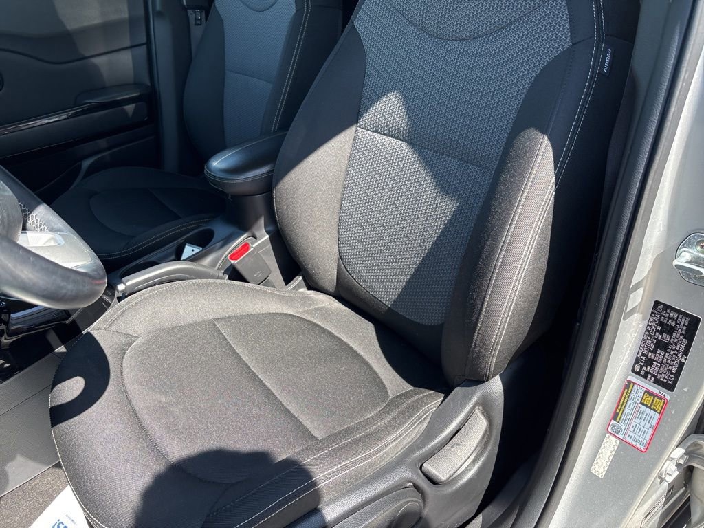 Used 2017 Kia Soul + w/ Audio Package image 55