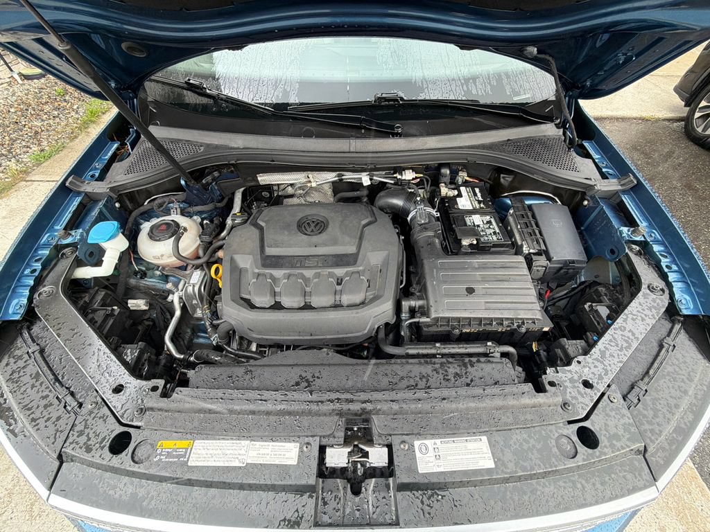 Used 2020 Volkswagen Tiguan SEL Premium R-Line AWD/4WD image 48