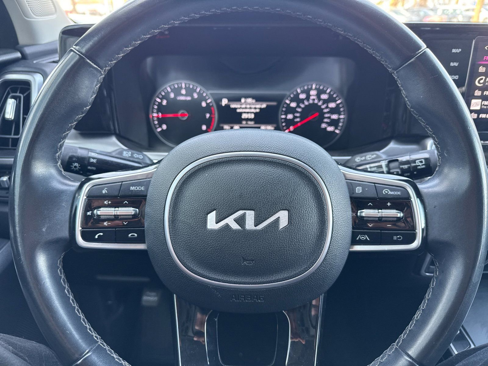 Certified 2023 Kia Sorento S FWD image 24