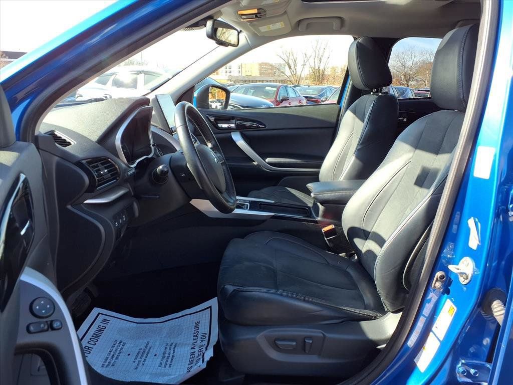 Used 2023 Mitsubishi Eclipse Cross SE image 21