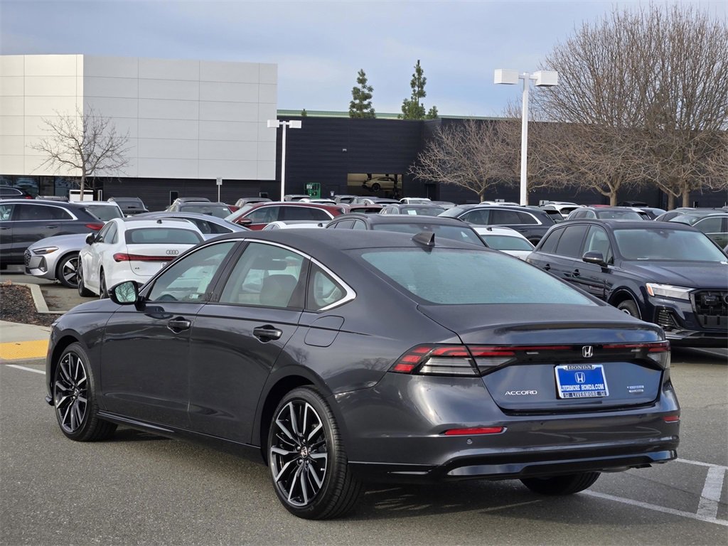 New 2025 Honda Accord Touring image 6